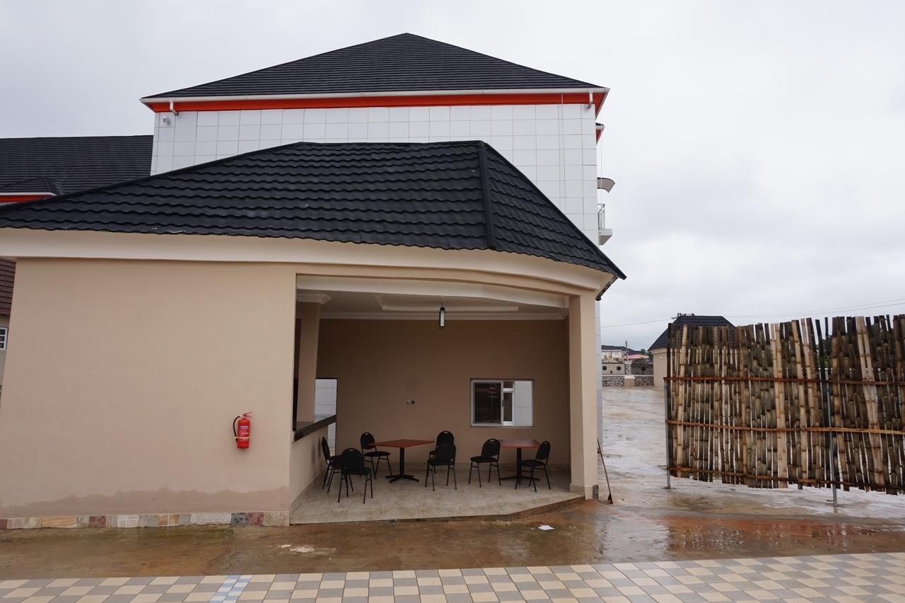 Aenon Suites Oshogbo Εξωτερικό φωτογραφία