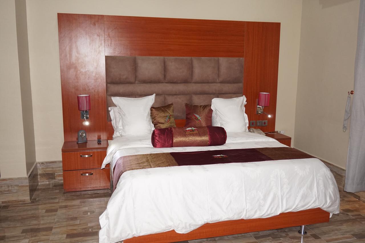 Aenon Suites Oshogbo Εξωτερικό φωτογραφία