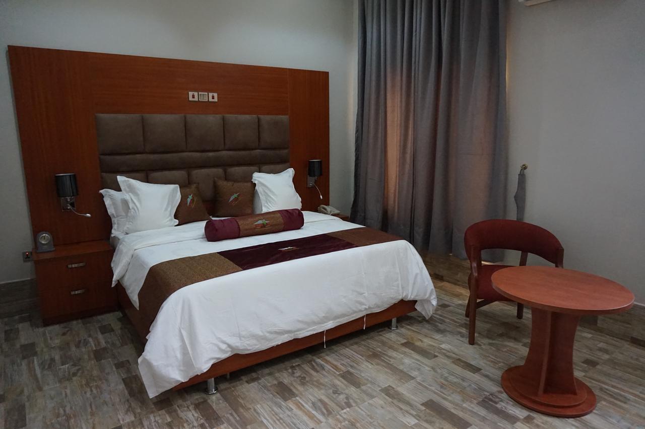 Aenon Suites Oshogbo Εξωτερικό φωτογραφία