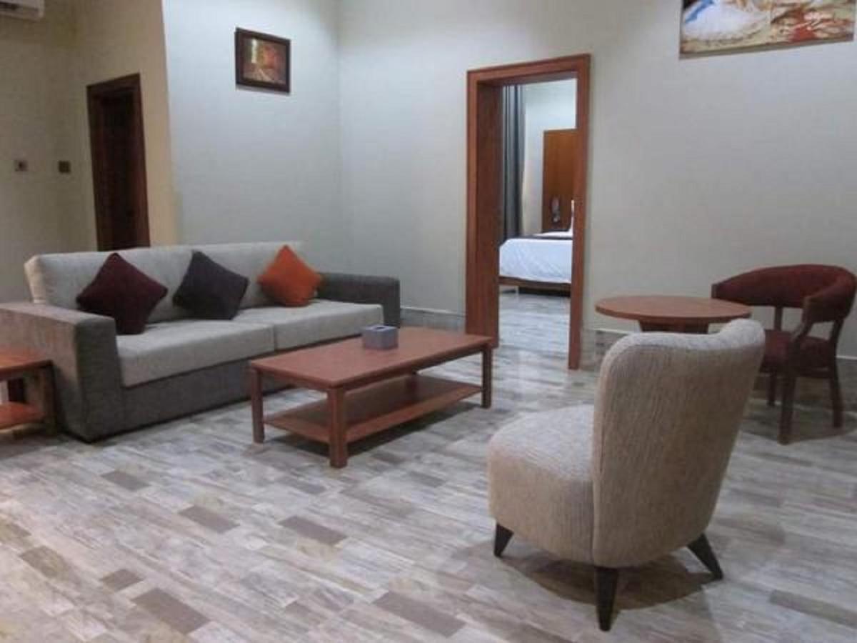 Aenon Suites Oshogbo Εξωτερικό φωτογραφία